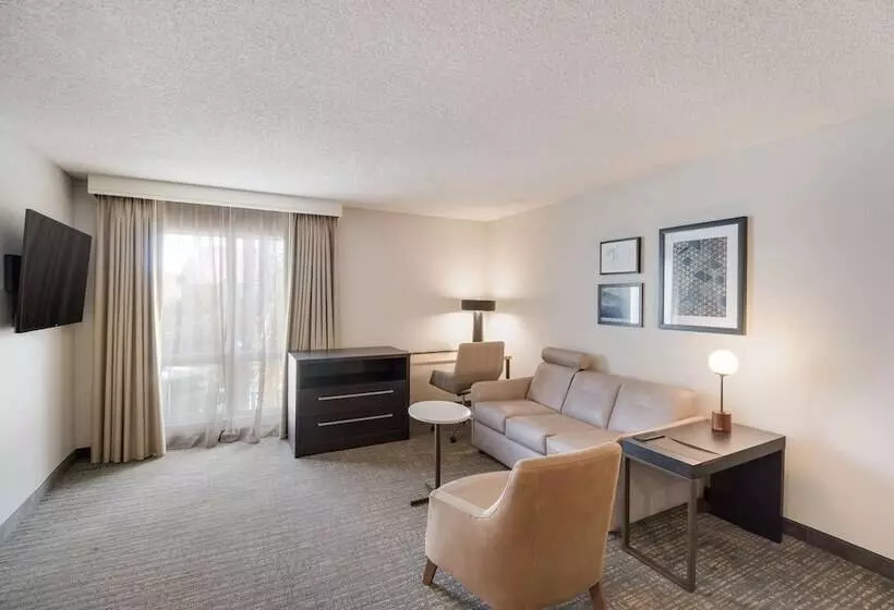 住所  Sonesta Es Suites Huntington Beach Fountain Valley