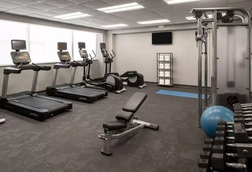 דירת נופש Sonesta Es Suites New Orleans Convention Center