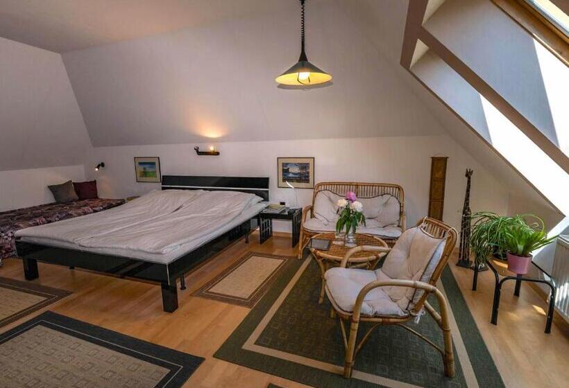 Aamiaismajoitus (B&B) Gästehaus Pointner