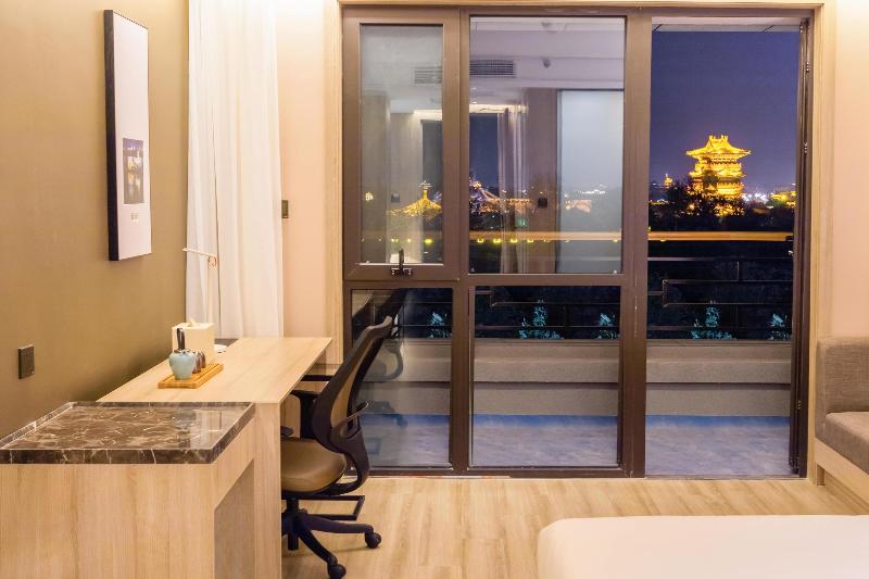 בית מלון כפרי Atour Kaifeng Qing Ming Shang He Yuan