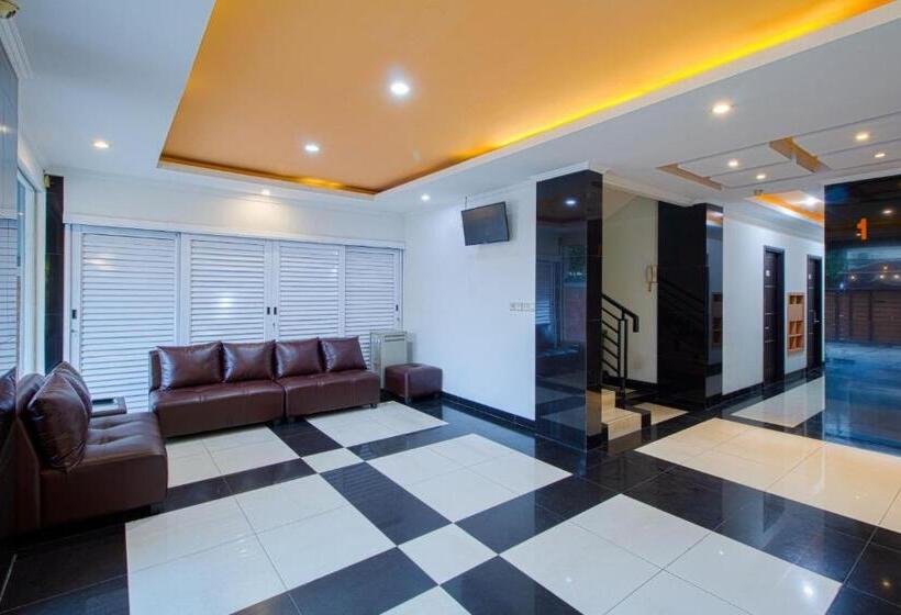 Hotell De 80 S Ekonomi