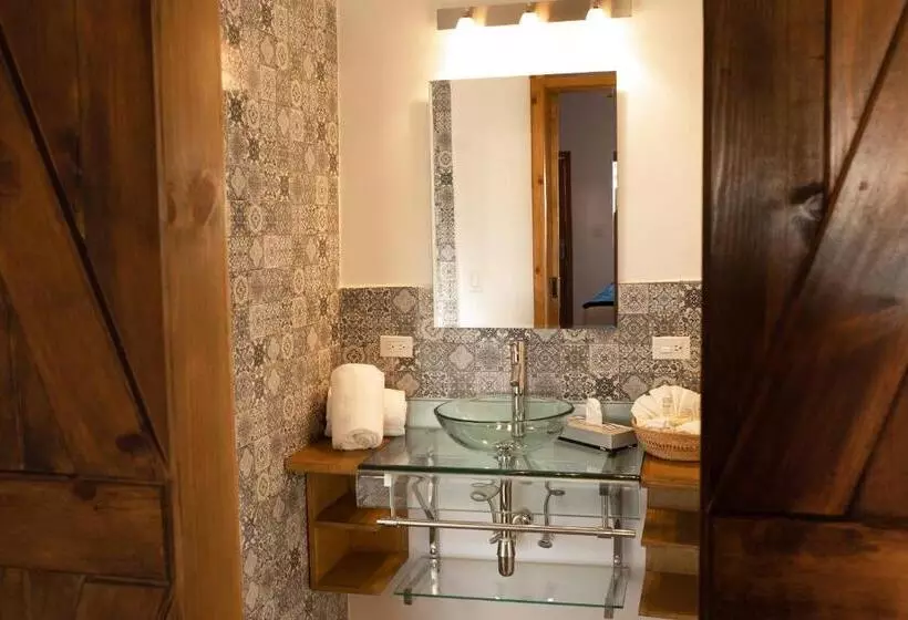 Hotel Ojo Azul Resort