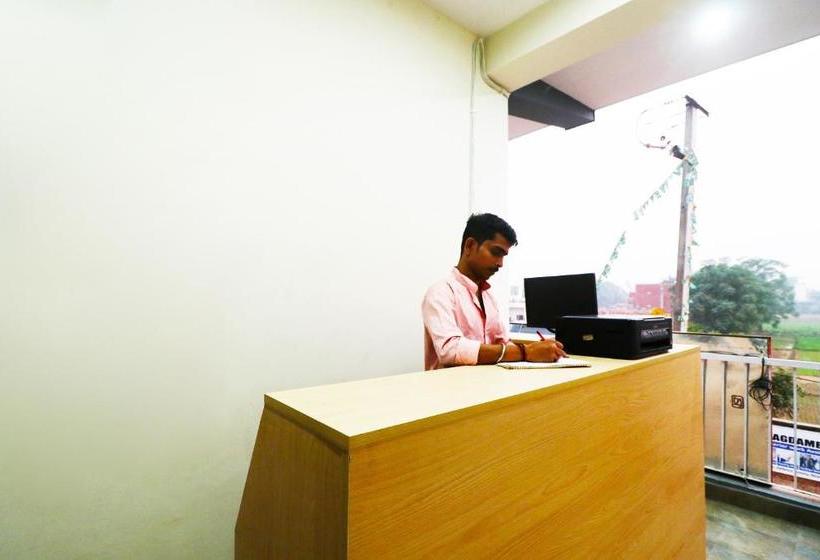 Hotel Oyo 62159 Casa Bela