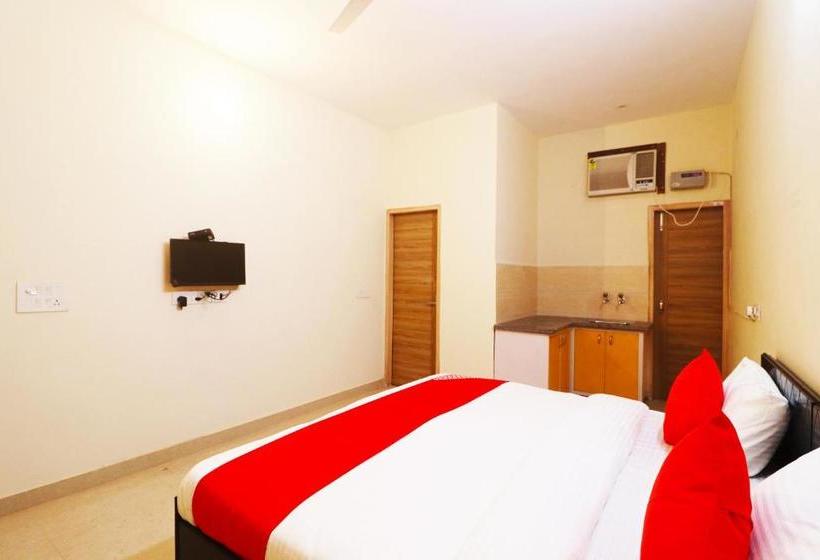 Hotel Oyo 62159 Casa Bela