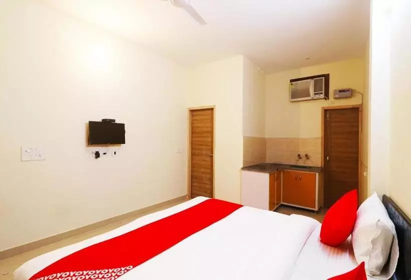Hotelli Oyo 62159 Casa Bela
