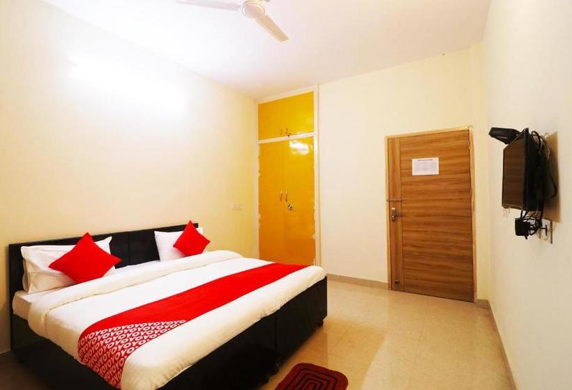 Hotel Oyo 62159 Casa Bela