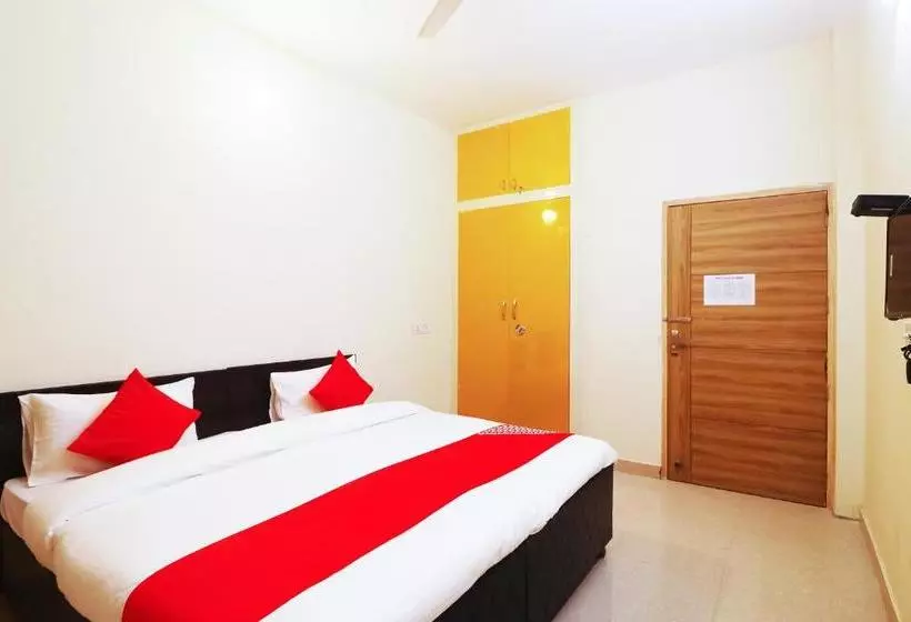 Hotelli Oyo 62159 Casa Bela