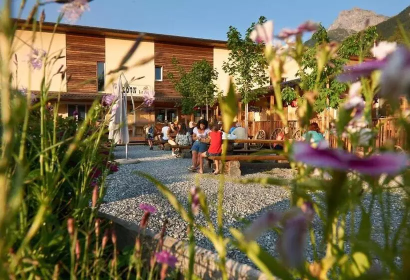 هتل Reitstall Und Saloon San Jon