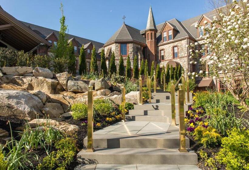 בית מלון כפרי The Abbey Inn & Spa