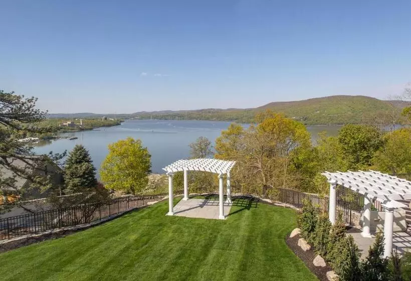 Hotelli The Abbey Inn & Spa