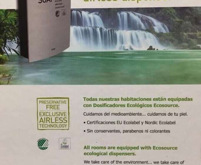 هاستل Fuencarral Rooms