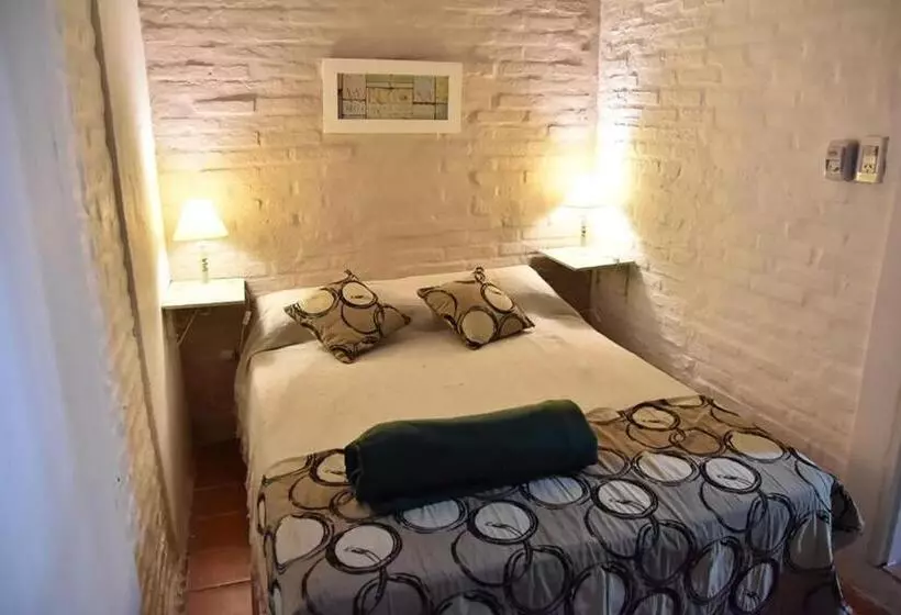 Retkeilymaja Puerto Sosiego