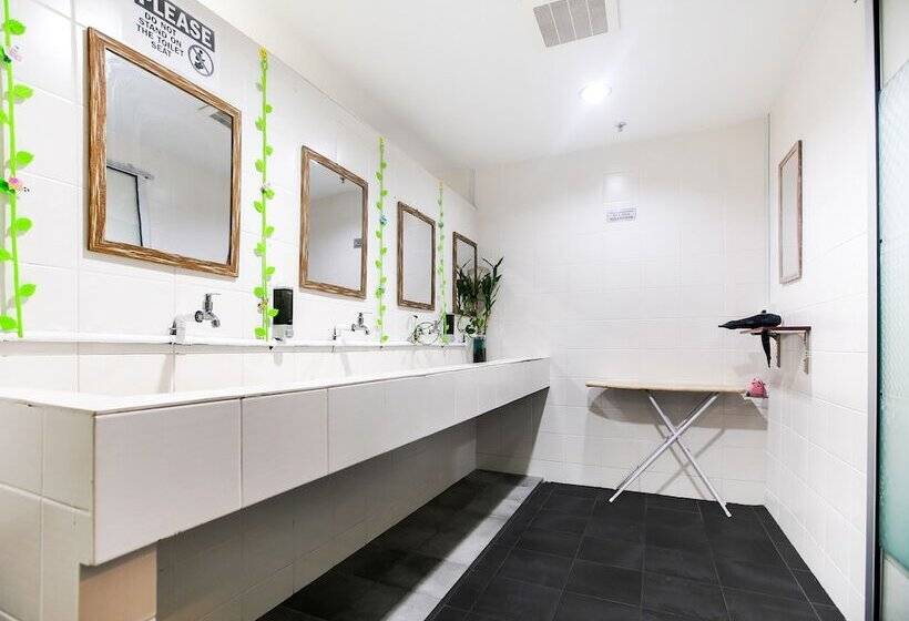 Hotel Spot On 89726 Capsule Inn