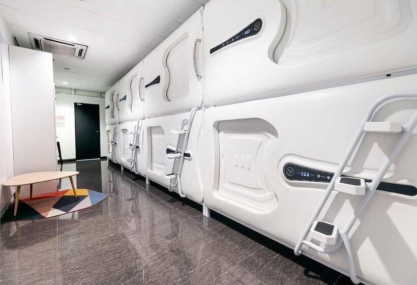 Hotel Spot On 89726 Capsule Inn