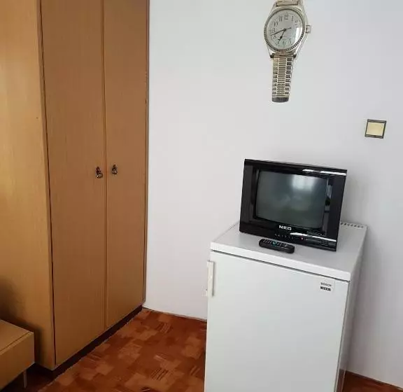 ペンション Guest Rooms Denitsa