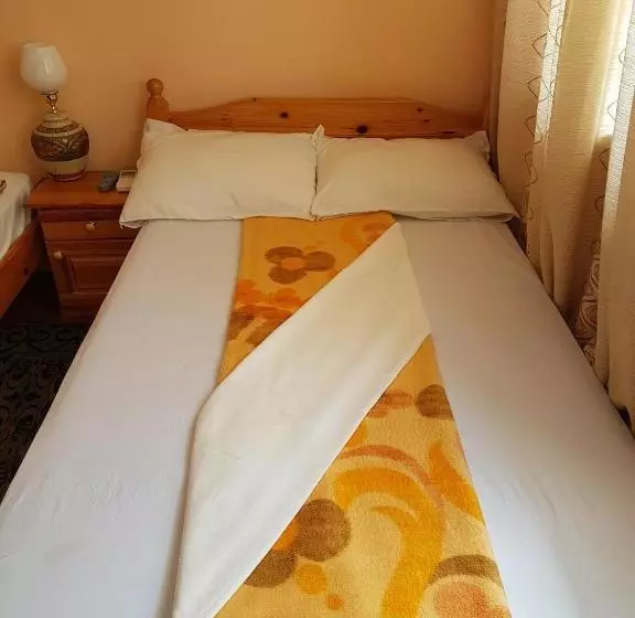 ペンション Guest Rooms Denitsa