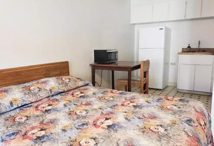 Hotelli Coalinga Hwy 33 East