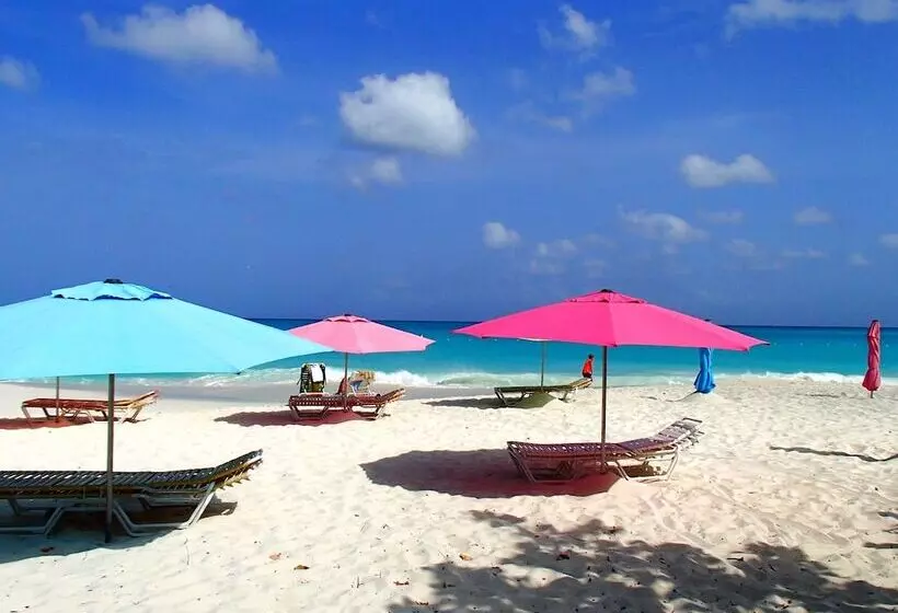 پانسیون Varadero Marina Airport Guests Rooms