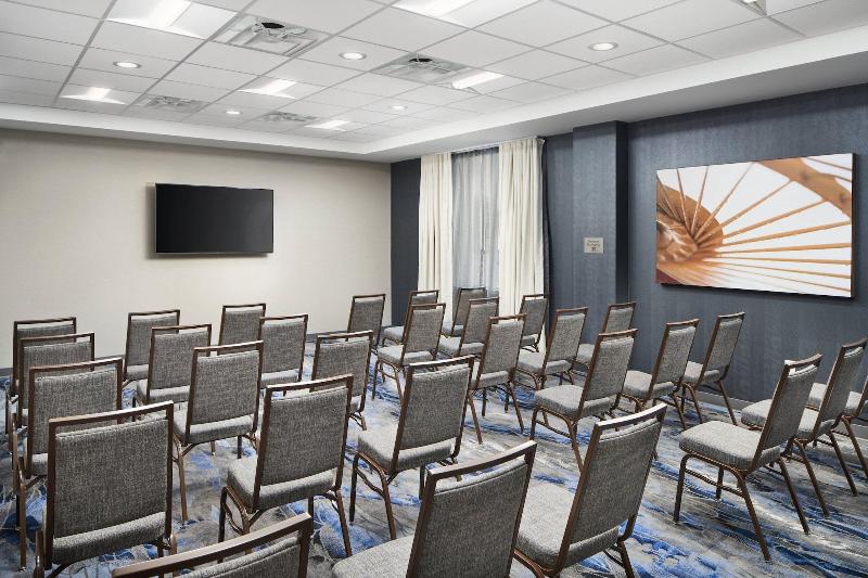 فندق Fairfield Inn & Suites Tampa Riverview
