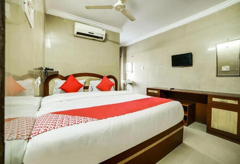 בית מלון כפרי Oyo 67287 Dkr Regency