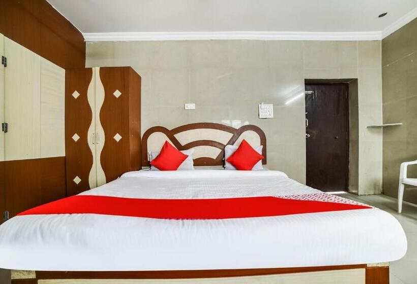 בית מלון כפרי Oyo 67287 Dkr Regency