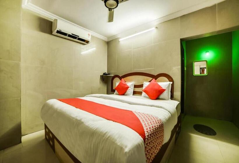 בית מלון כפרי Oyo 67287 Dkr Regency