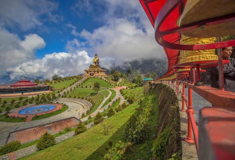 فندق Oyo 67708 Brikcha Mukhia Home Stay