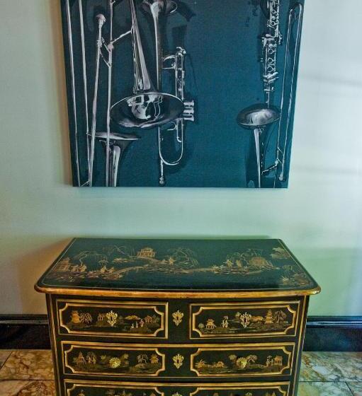 فندق Royal Residence