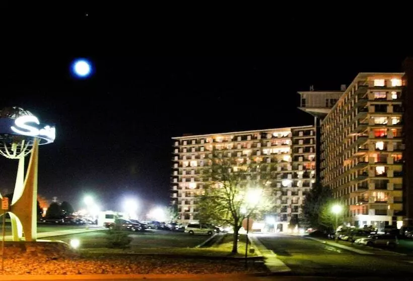 בית מלון כפרי Satellite