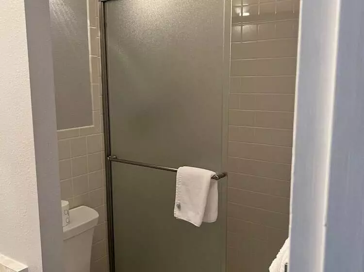 בית מלון כפרי Satellite