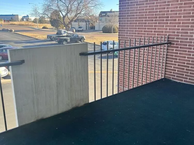 בית מלון כפרי Satellite