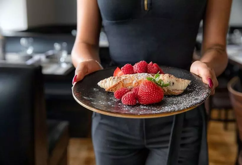 酒店 Sheraton Lincoln Harbor