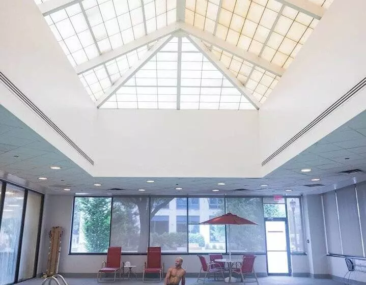 酒店 Sheraton Lincoln Harbor