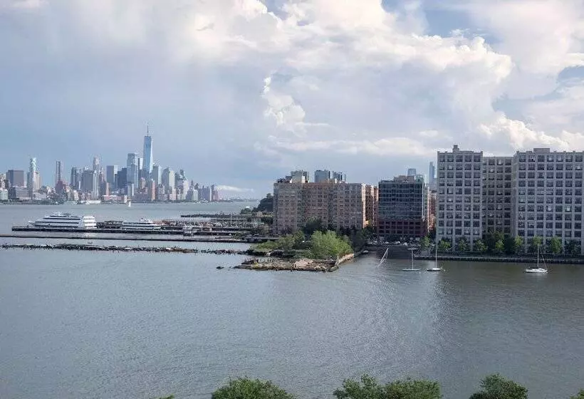 酒店 Sheraton Lincoln Harbor