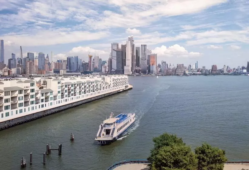 酒店 Sheraton Lincoln Harbor