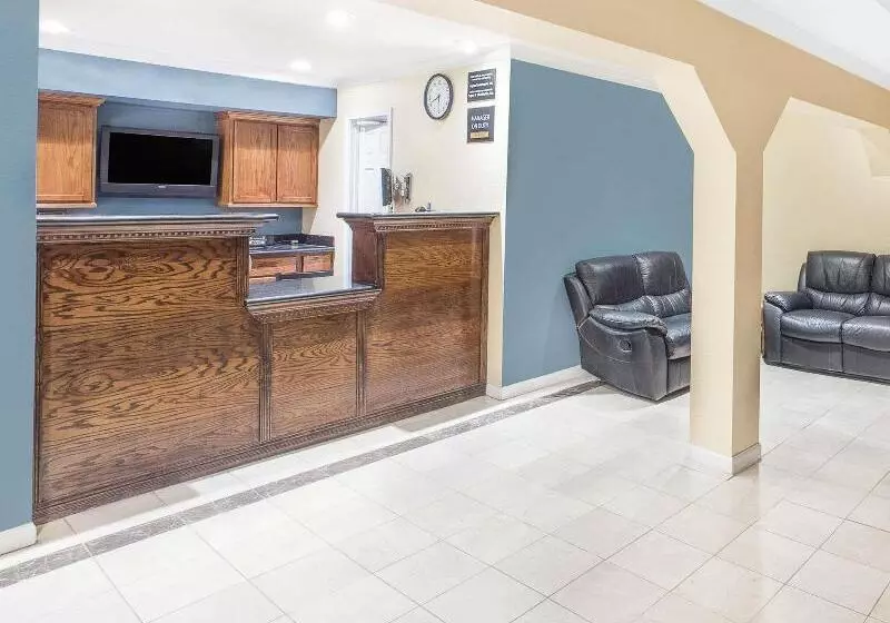 酒店 Super 8 By Wyndham San Angelo