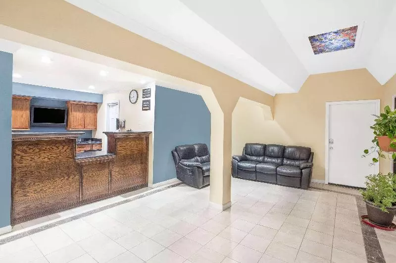 酒店 Super 8 By Wyndham San Angelo