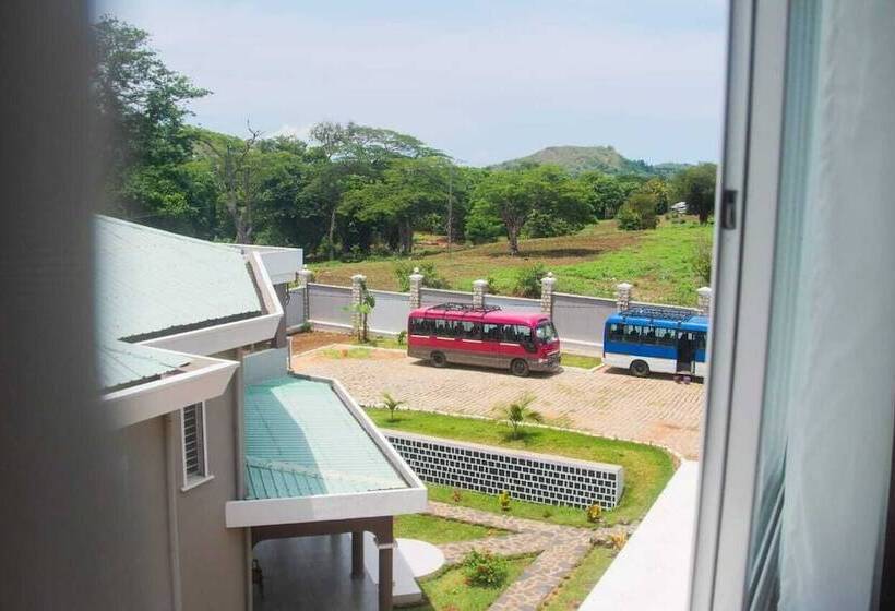 پانسیون Cambria