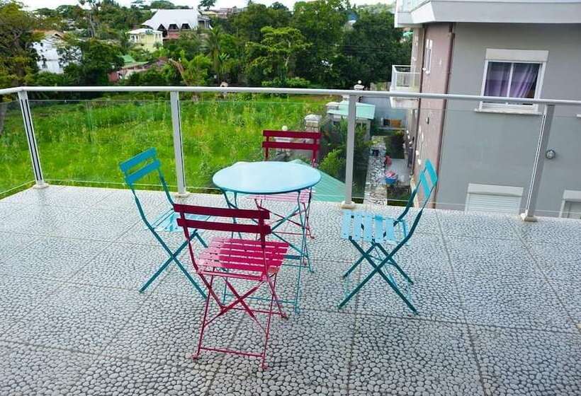 پانسیون Cambria