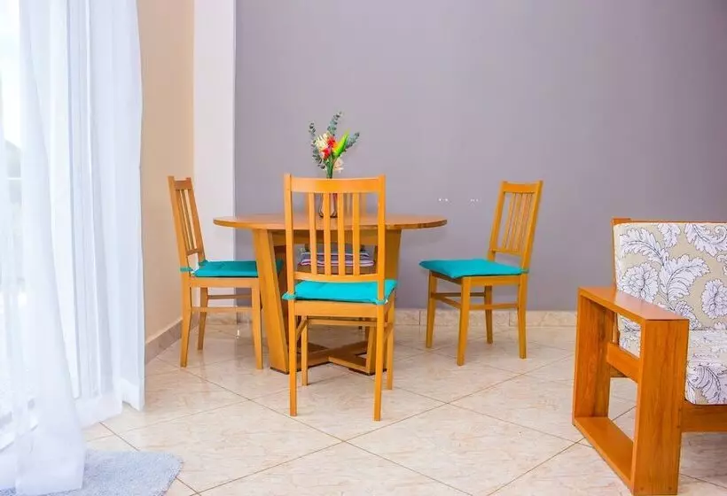 پانسیون Cambria