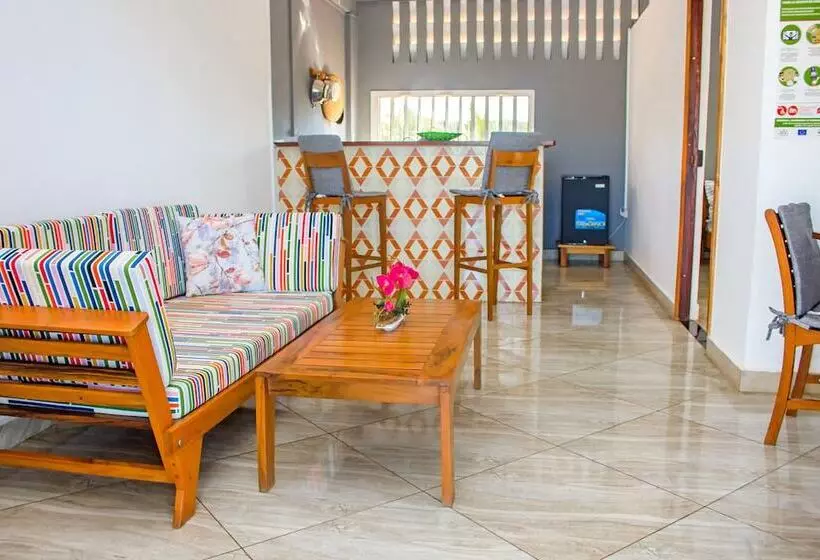 پانسیون Cambria