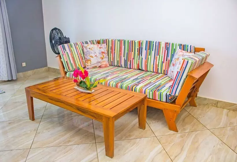 پانسیون Cambria