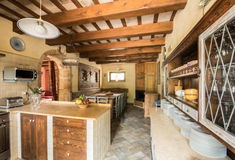 酒店 Il Melograno Country Resort