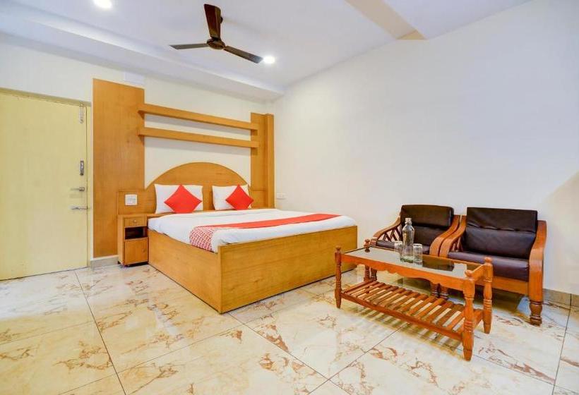 בית מלון כפרי Oyo Flagship 43289 Srikrishnan Residency Raja Mill Rd