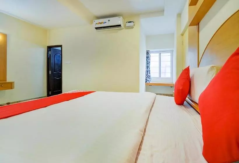 Hotelli Oyo Flagship 43289 Srikrishnan Residency Raja Mill Rd