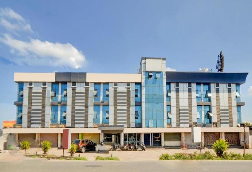 בית מלון כפרי Oyo Flagship 43289 Srikrishnan Residency Raja Mill Rd