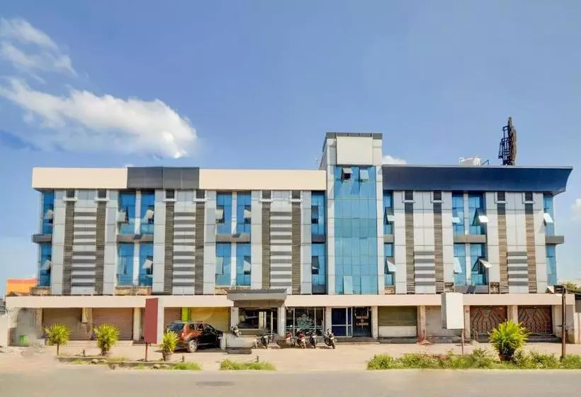 Hotelli Oyo Flagship 43289 Srikrishnan Residency Raja Mill Rd