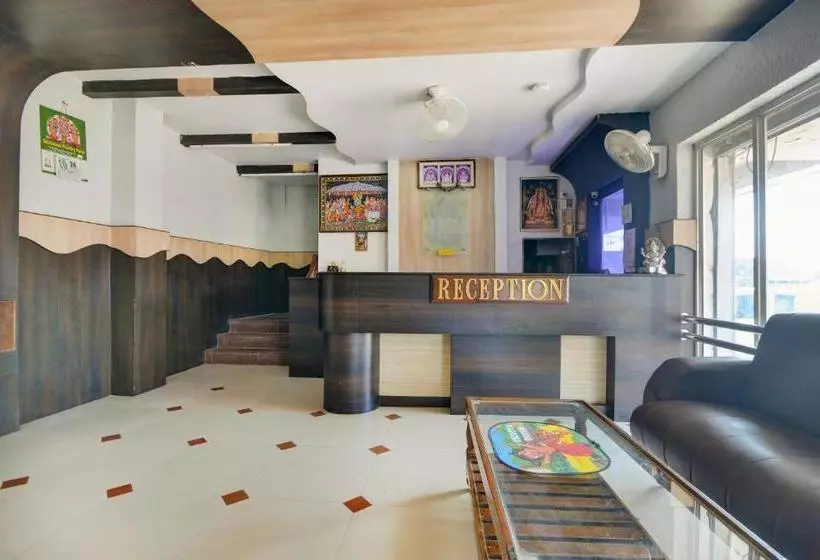 Hotelli Oyo Flagship 43289 Srikrishnan Residency Raja Mill Rd
