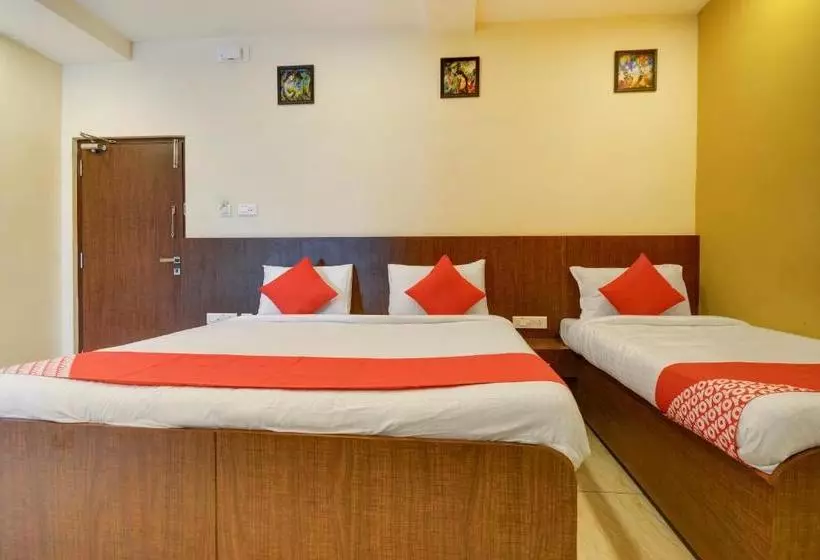 Hotelli Oyo Flagship 43289 Srikrishnan Residency Raja Mill Rd