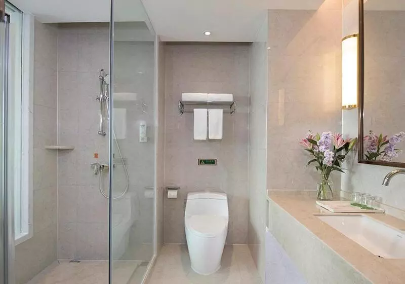 Hotelli Vienna International